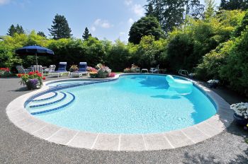 Pool Cleaning in Phoenix, Arizona by Pool Consultants